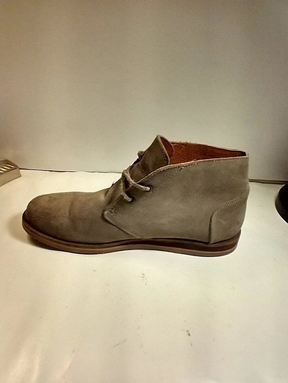 Hari Mari Adobe Desert Suede Chukka Boots Men's sz 9.